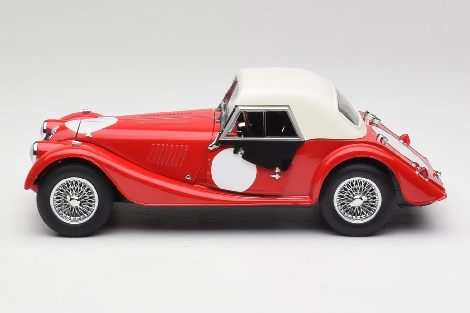 08114R Morgan 4/4 Plus Competition Hardtop Red Kyosho 1/18 - Image 4 of 4