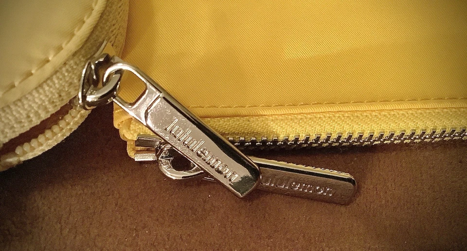 Muñequera Lululemon Doble Bolsa Amarillo Maíz/Limón Lavado Talla Única Foto 4 de 4