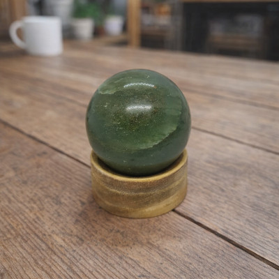 Green Aventurine Crystal Sphere Ball, Polished Healing Orb for Stress Relief