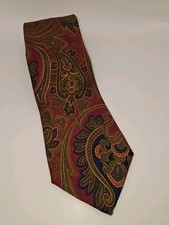 Brooks Brothers Makers Men's Red Paisley All Silk Tie Hand Made USA 59.75 x 3.75