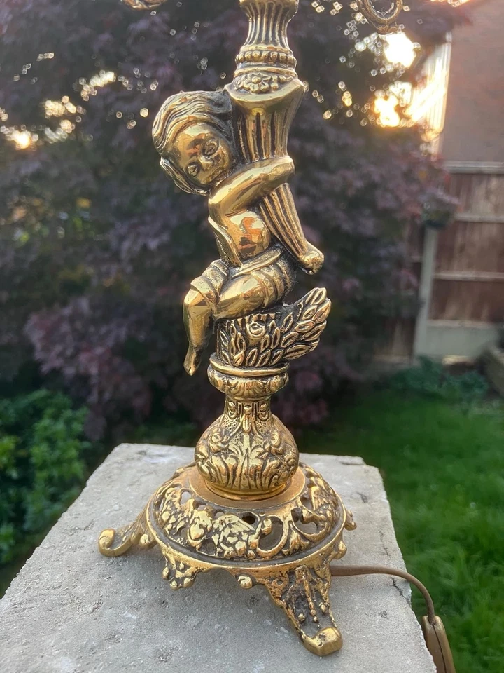 Lámpara de mesa fina antigua de bronce estilo Luis XV querubín en muy buen estado rara Foto 4 de 4