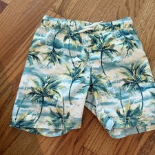 OLD NAVY GREEN TROPICAL PRINT 4T SWIM TRUNKS SHORTS