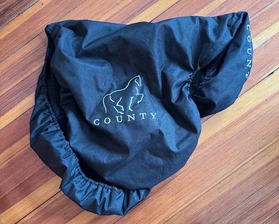 County Saddlery Fleece gefütterter Dressursattelbezug - schwarz - top - Bild 1 von 4