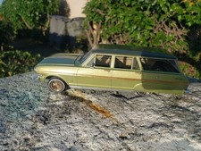 1/25 Scale Model Car