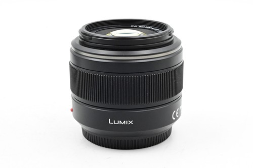 Panasonic Leica DG 25mm f1.4 II Summilux ASPH Lens MFT H-XA025 #263 - Picture 3 of 7
