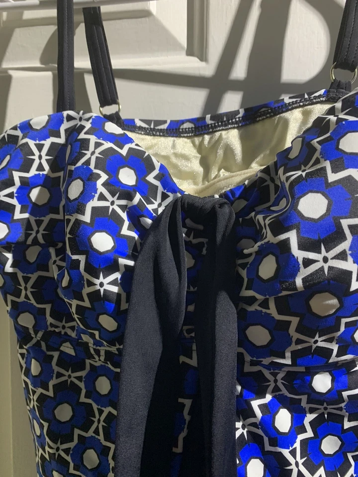 Camiseta Tankini Fit 4 U Azul Negro Flyaway Talla 10 Foto 2 de 4