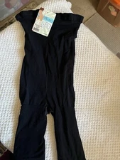 Love Your Assets Womens Short Shaper. S (4)