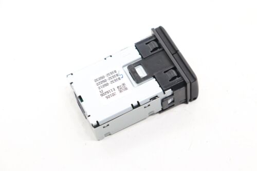 2018 - 2020 TOYOTA CAMRY CENTER CONSOLE REAR DUAL POWER OUTLET OEM 8553206010 - Foto 7 di 9