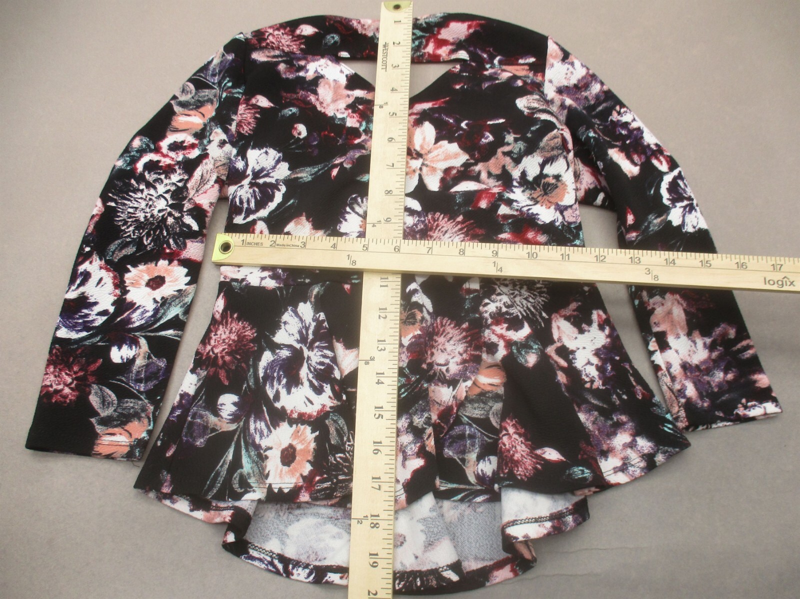 MATERIAL GIRL Size XS Womens Floral 3/4 Sleeve Cutout Stretch Peplum Blouse 344 image 2