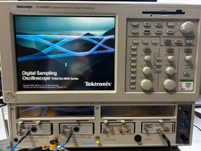 Tektronix CSA8200 Communication Signal Analyzer, Sampling Oscilloscope Mainframe