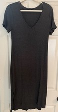 Women's One Clothing Grey Stretch Midi V-Neck Neck Dress EUC