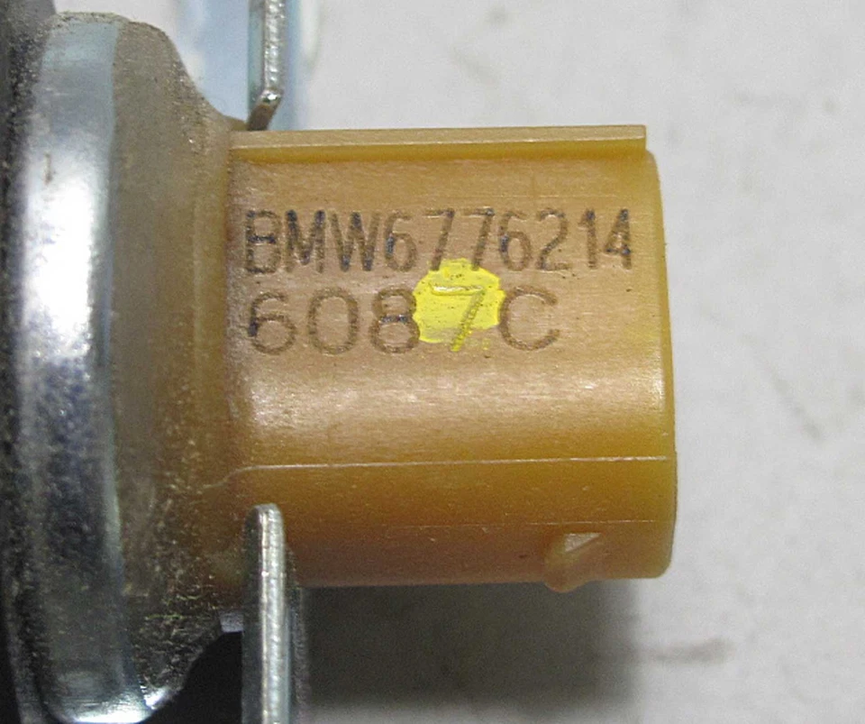 Sensor de aceleración BMW para Dynamic Drive 2004-2010 E60 E63 E64 E65 E66 E70 Foto 3 de 4