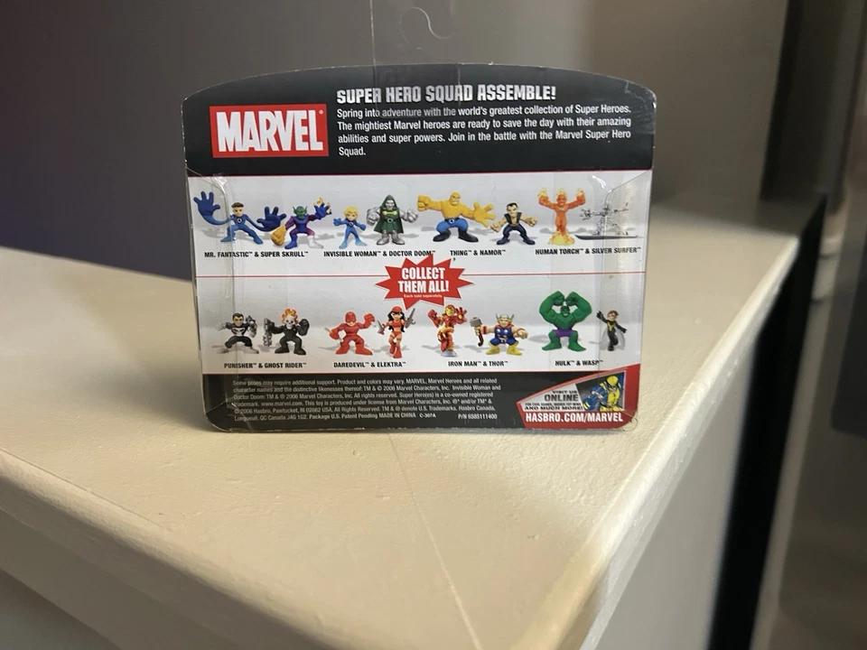 Hasbro Marvel Super Hero Squad Fantastic Four Invisible Woman Dr. Doom Figura 2” Foto 4 de 4