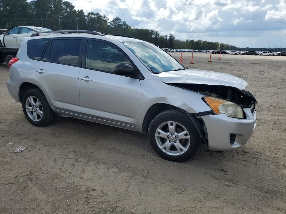 RAV 4     2012 Fuel Vapor Canister 1856281 Foto 4 de 4