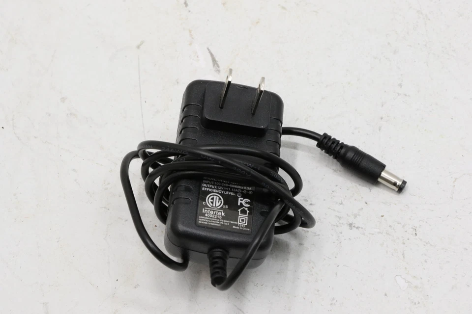 Supersonic SC-499 9" Portable Rechargeable Digital LCD TV AC/DC Compatible - Image 4 of 4