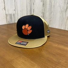 NCAA CLEMSON TIGERS 2016 CHAMPIONSHIP PLAYERS HAT NEW Locker Room