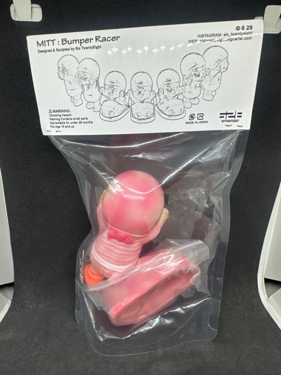 628 Toys Mitt Bumper Racer pink colourway Sofubi Sofvi Soft