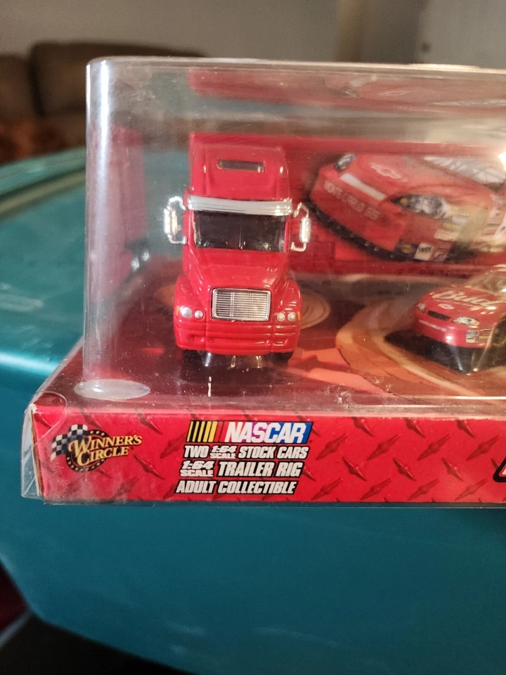 2007 Dale Earnhardt Jr BUDWEISER HAULER Tin Set Winners Circle 1:64 NASCAR 2 CAR - Image 4 of 4