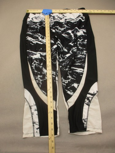 Avia Size XL (16-18) Girls Mesh Stretch Mid Rise Athletic Cropped Leggings 330 - Picture 2 of 7