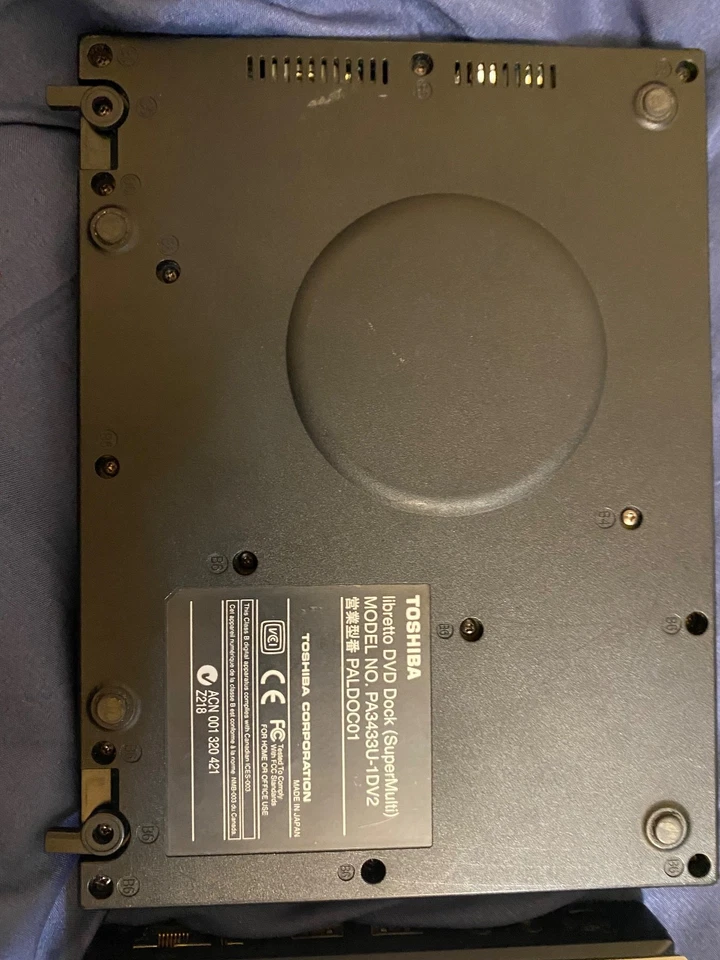 Toshiba Libretto U100 PLU10C-00H00E con accesorio reproductor de DVD Foto 3 de 4