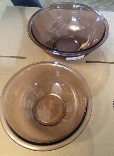 Pyrex Cranberry Glass Mixing Bowl Set 1.5 and 2.5 Quart Bowls