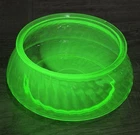 Vtg Anchor Hocking spiral optic uranium glass candy dish/sugar bowl from 1930s**