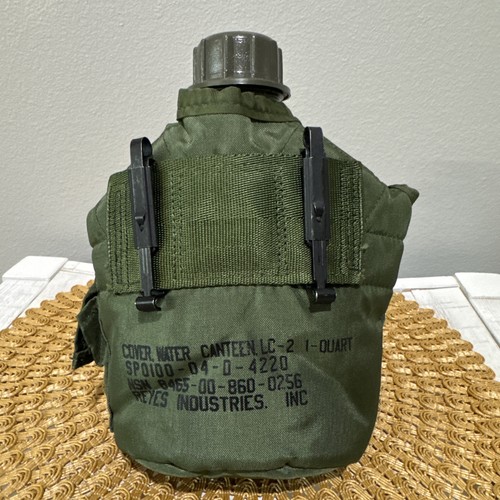 2 QT Faltbare Wasserkanteen + Tasche In Wüstenbraun Mit Schlinge US Army Military Von US Goverment GI USGI