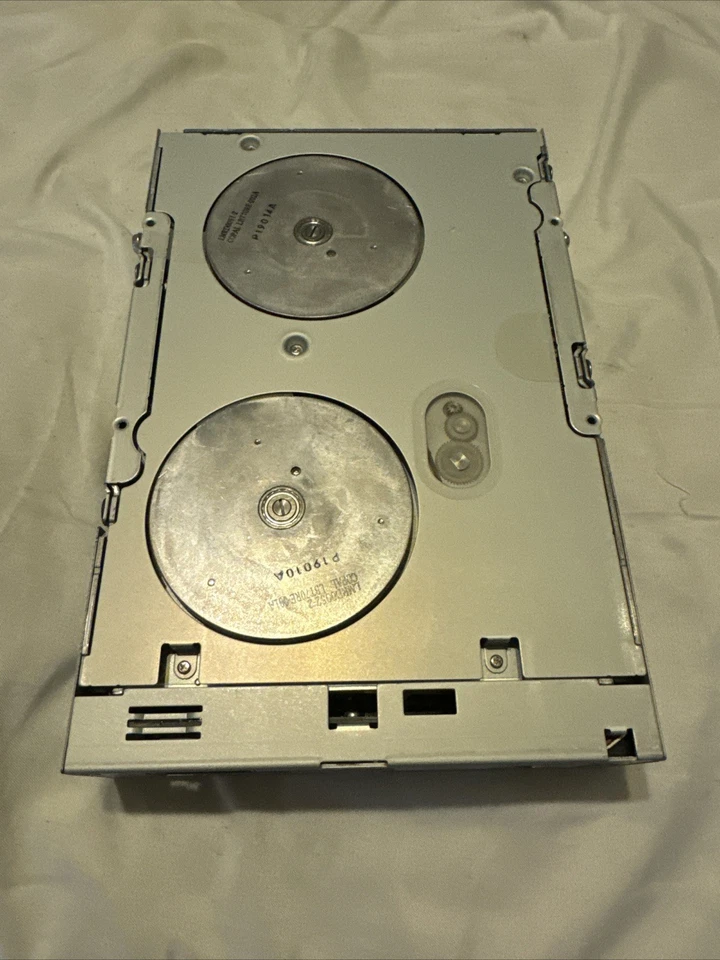 Quantum CL1001 Tape drive - Image 2 of 4