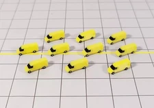 10x Yellow COURIER SPRINTER VANS Cargo Airport Aircraft Vehicles 1:400 Scale