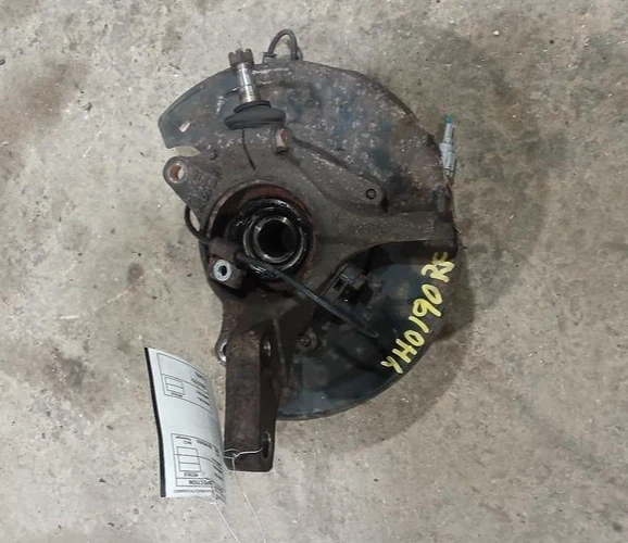 Conjunto de nudillo husillo pasajero delantero derecho Subaru Impreza 2003-2008 Forester Foto 2 de 3