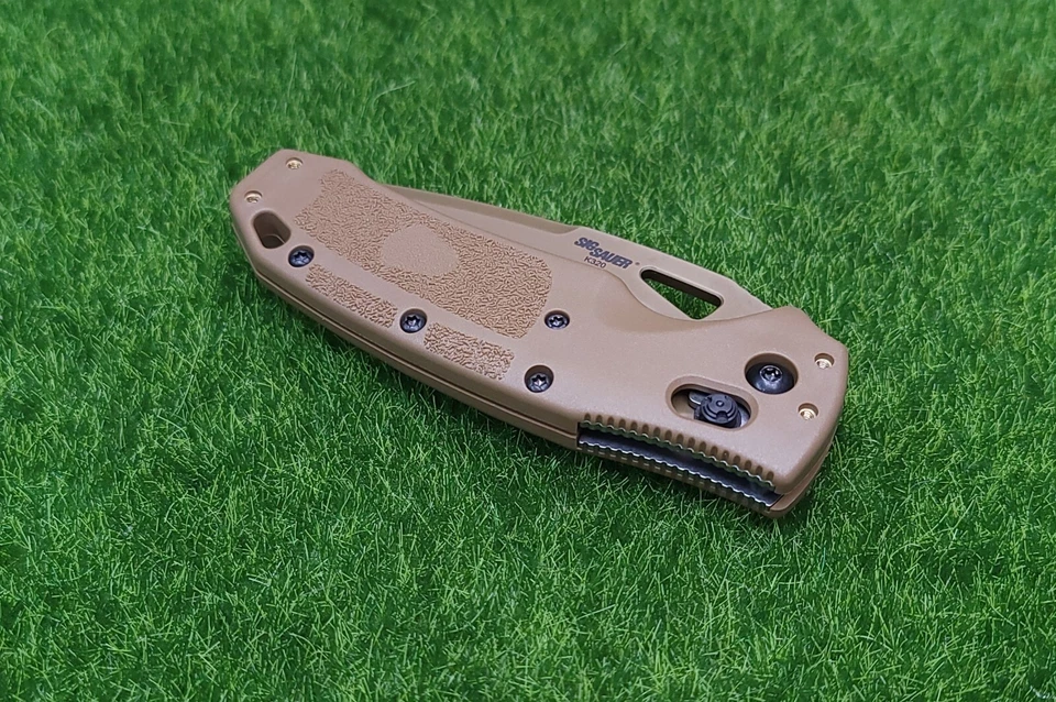 Cuchillo Plegable Hogue Sig K320 M17 ABLE Lock 3.5", Bronceado Coyote, Punto de Caída - 36373 Foto 4 de 4