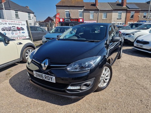 RENAULT MEGANE 1.5 dCi Expression+ 5dr FULL SERVICE HISTORY 2 KEYS 1 OWNER - Picture 2 of 17