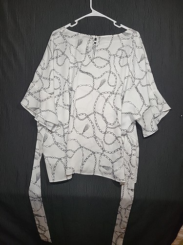 The Limited Womens Blouse Size 1X Black White Chains design - Picture 8 of 9