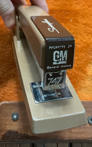 Vtg (2) Swingline #747 GM General Motors Stapler Brown Metal WORKS & Remover - Picture 2 of 4