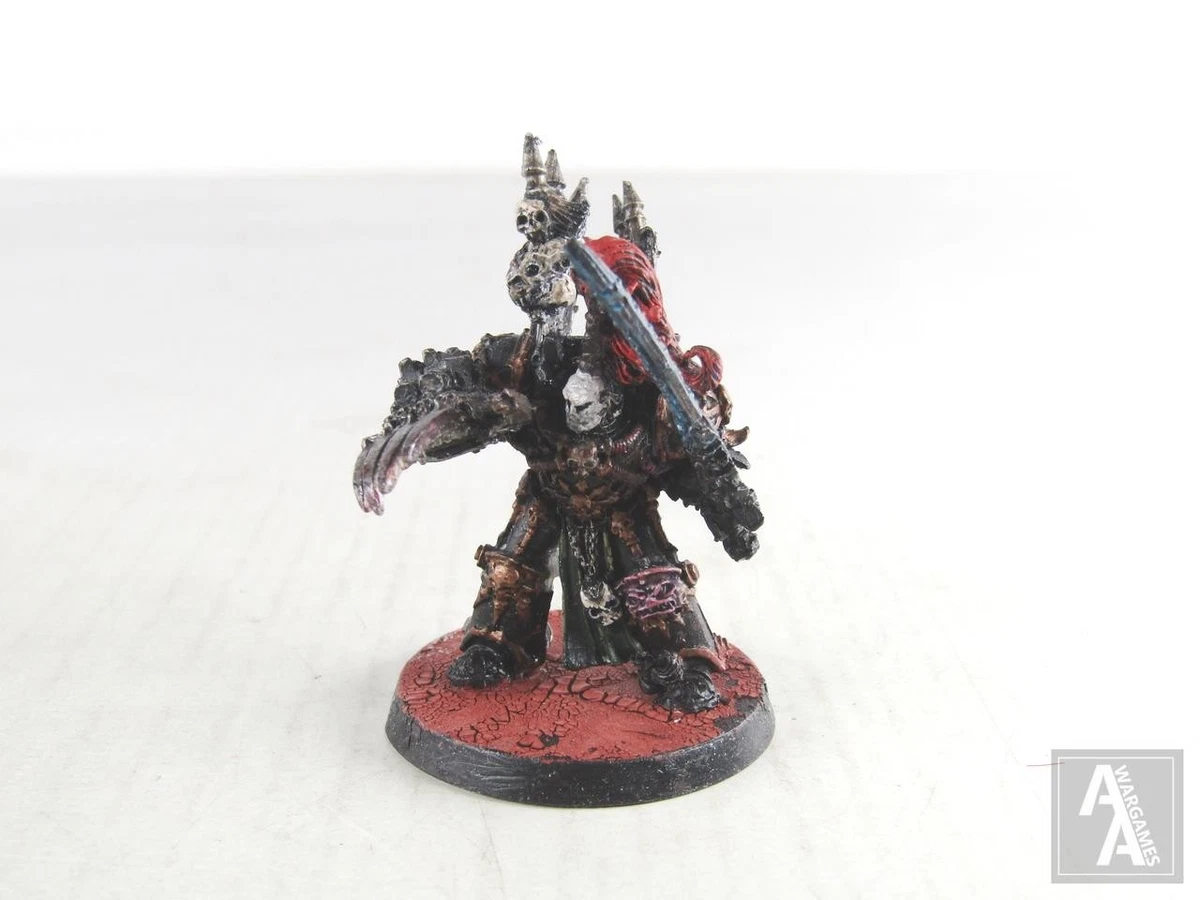 Space Marine Warhammer 40k - Abaddon The Despoiler (2019) - Figura De