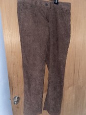 RELAXED FIT CORD TROUSER
