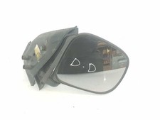 Retroviseur droit (ou coque) Nissan SERENA