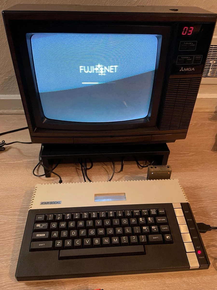 Vintage Atari 800XL Computer 64K - TESTED - See Pics/Read AS-IS