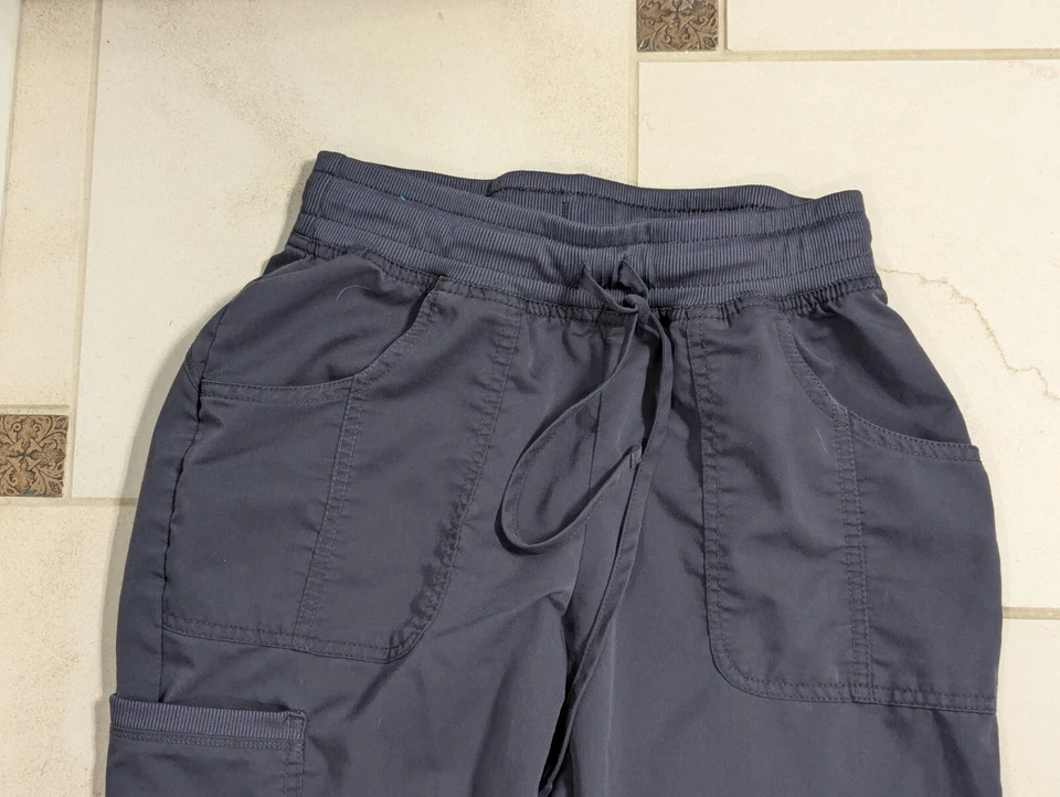 Womens XS Scrubs Lot Of 2 Koi, Scrubstar, One Tall, One Reg Size - Image 3 of 4