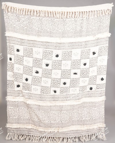50"x70" Handwoven Cotton Throw Blanket With Fringes Jute Rug Boho Décor Rug - Picture 8 of 8