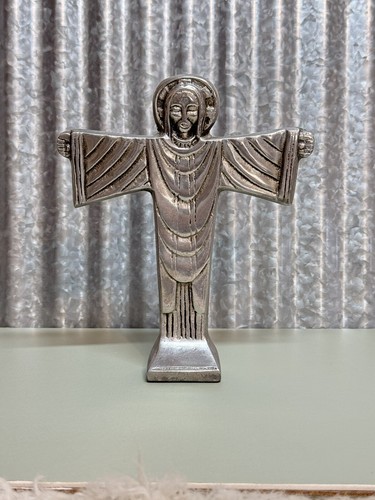 Pewter “Jesus Christ the Redeemer” Statue Stands 7 1/2” tall - Picture 7 of 7