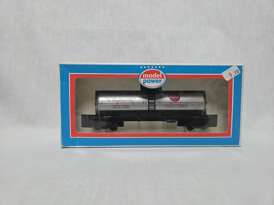 Vintage HO Scale 15 Train Cars ALL NEW Assembled New Model Power Lot - Image 4 of 4