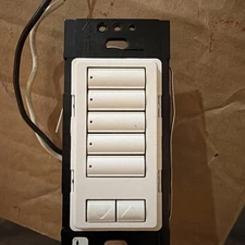Lutron Homeworks QS HQRA-H5BRL-WH Hybrid 5 Button Keypad - White  - no box 