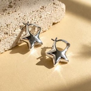 Authentic 18K Gold Plated Star Huggie Hoop Earrings Vintage Celestial Earrings 079