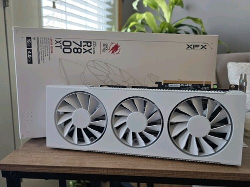 XFX AMD RX 7800 XT Magnetic Air Gaming Graphics Card 16GB RX-78TMAIRW9 White
