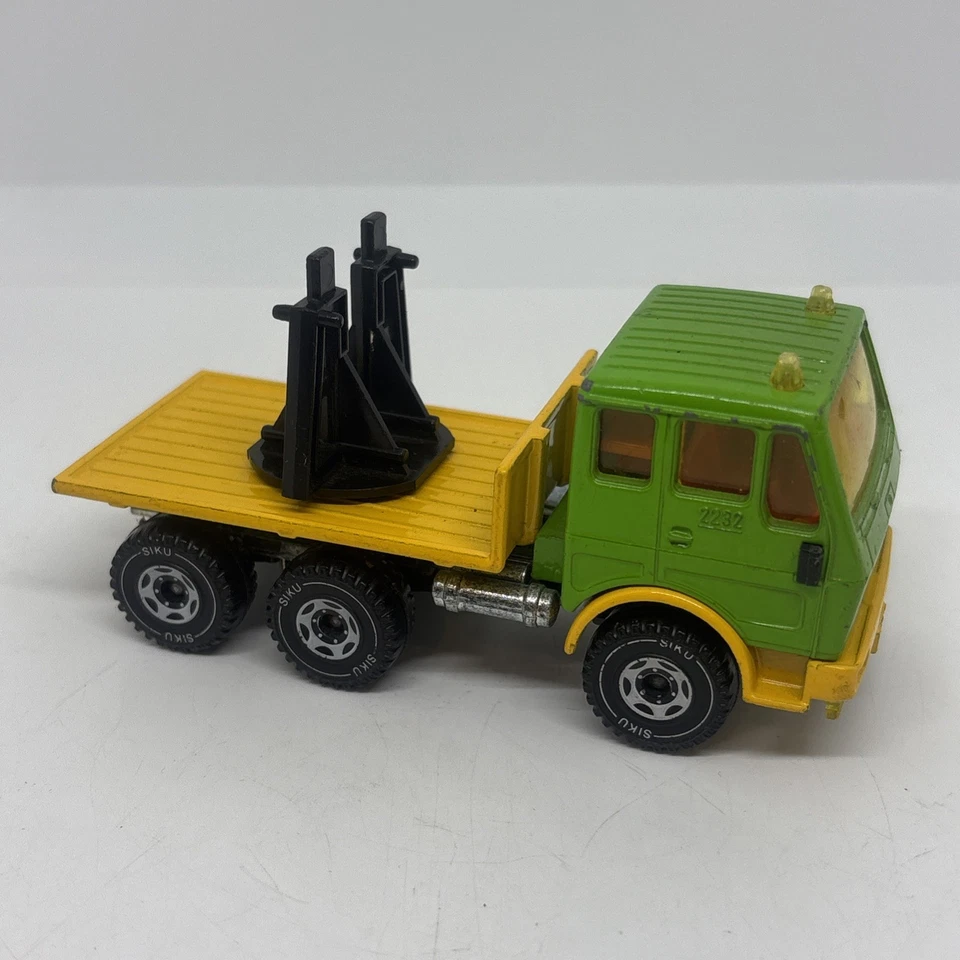 VINTAGE SIKU TOYS GERMANY MERCEDES BENZ TRACTOR - Image 2 of 4