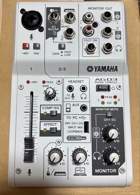 YAMAHA AG03 Mixing Console