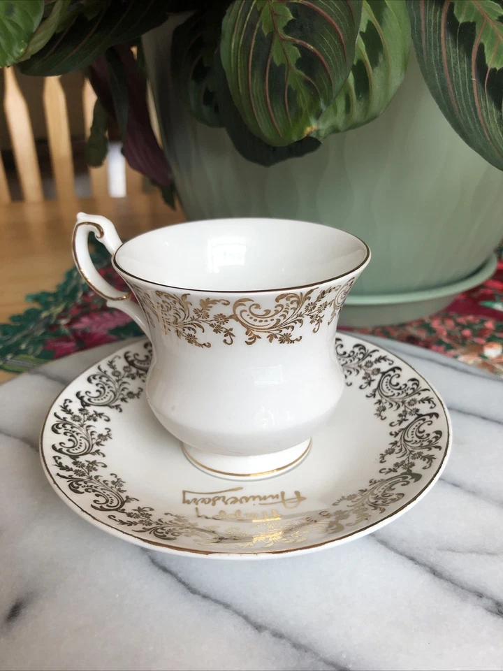 Taza y platillo de porcelana dorada feliz aniversario Itsm W Foto 3 de 4