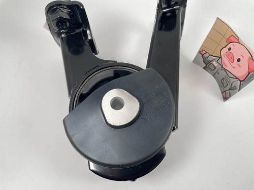 TOYOTA Genuine Prius V Rear Engine Mount 12371-37260 - Picture 19 of 24