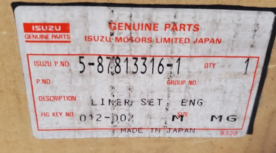 Isuzu Liner Set 5-87813316-1 | 012-002 | TALLA M MG | 1-12121001-0 Foto 2 de 4